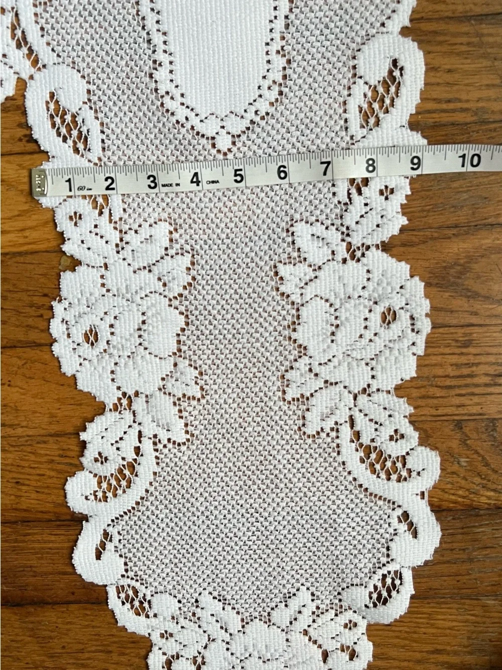 Heritage Lace Vintage Rose Mantle Scarf with matching centerpiece doily